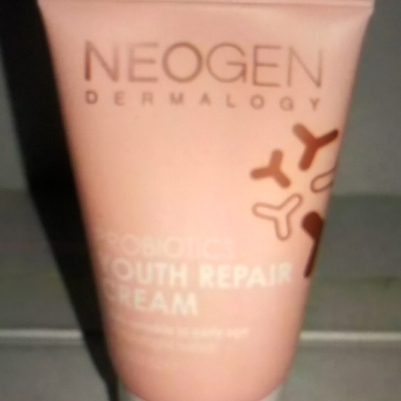 Neogen probiotics youth repair cream mini - Picture 9 of 9